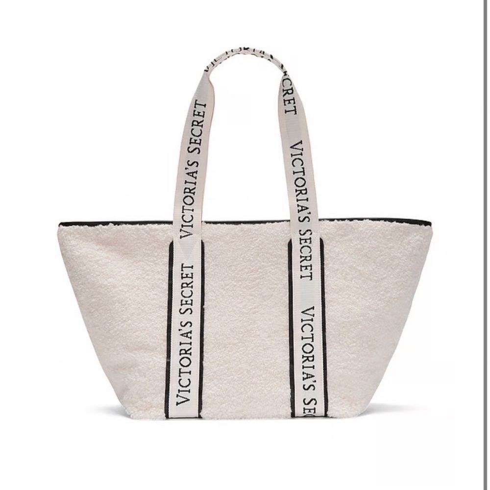 Victoria's Secret Cozy Plush Fleece Tote Zipper Off White Zip Closure Nwt